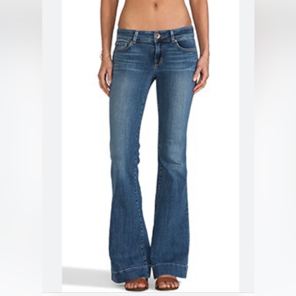 J Brand Cosmic flared jeans in “love story” size 29